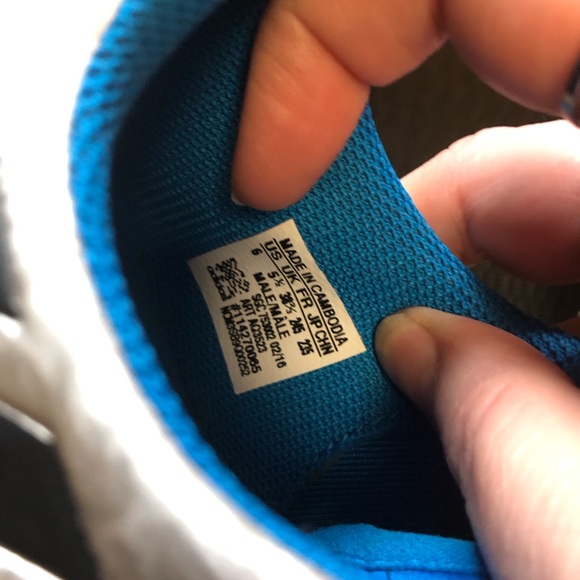 COPY - Adidas Messi Sneakers-  634 $50 or $45 w/offer - Picture 2 of 6